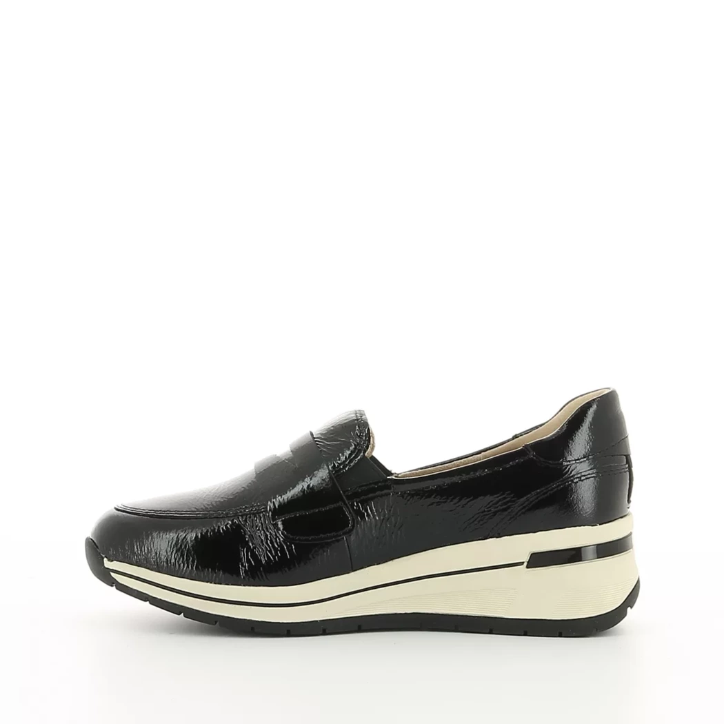 Image (4) de la chaussures Caprice - Mocassins Noir en Cuir vernis