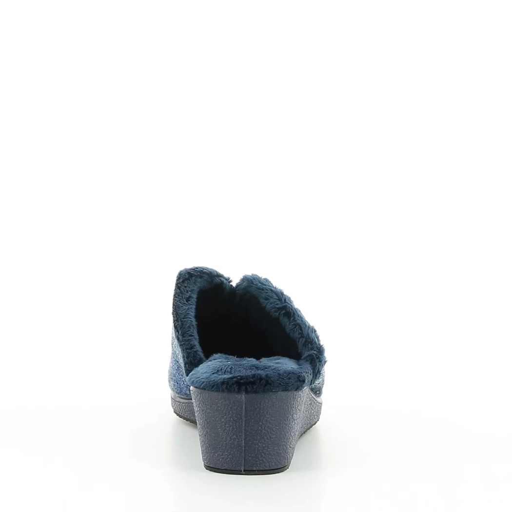 Image (3) de la chaussures Garzon - Pantoufles et Chaussons Bleu en Textile