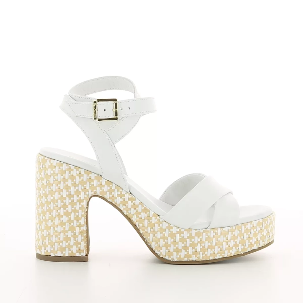 Image (2) de la chaussures Nero Giardini - Sandales et Nu-Pieds Blanc en Cuir