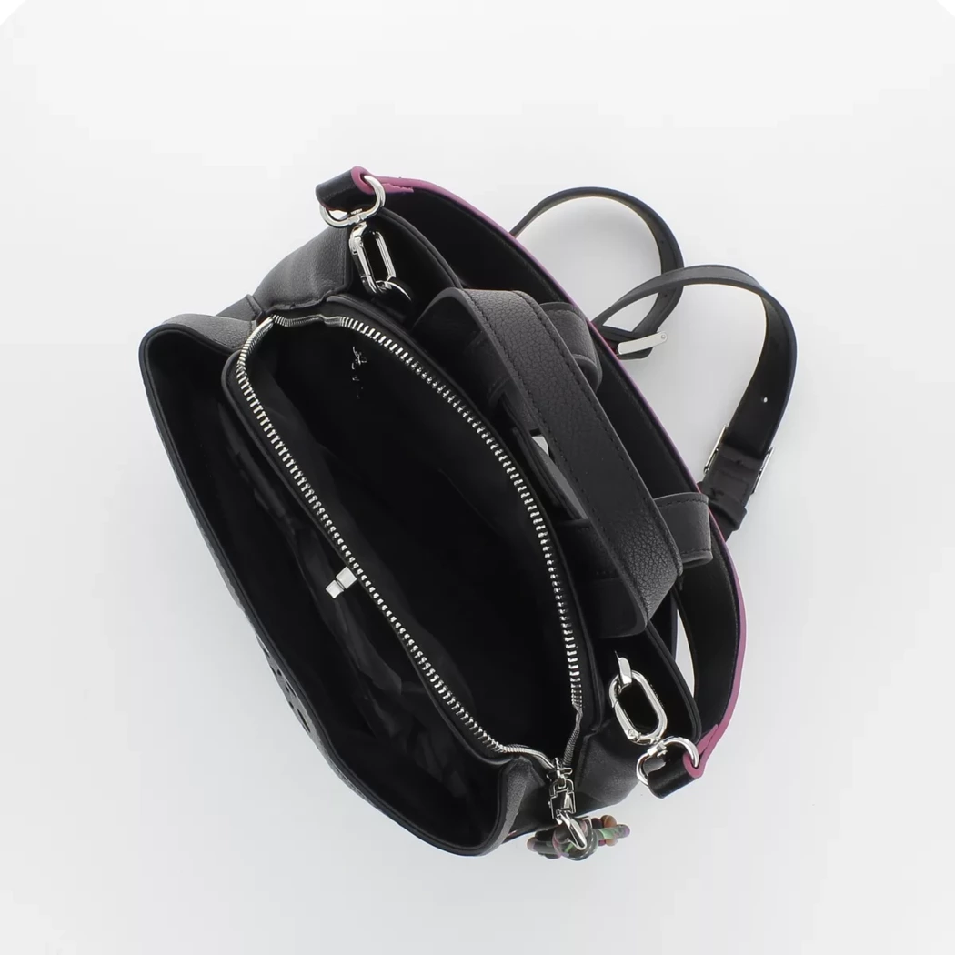 Image (2) de la chaussures Desigual - Sacs à dos Noir en Cuir synthétique