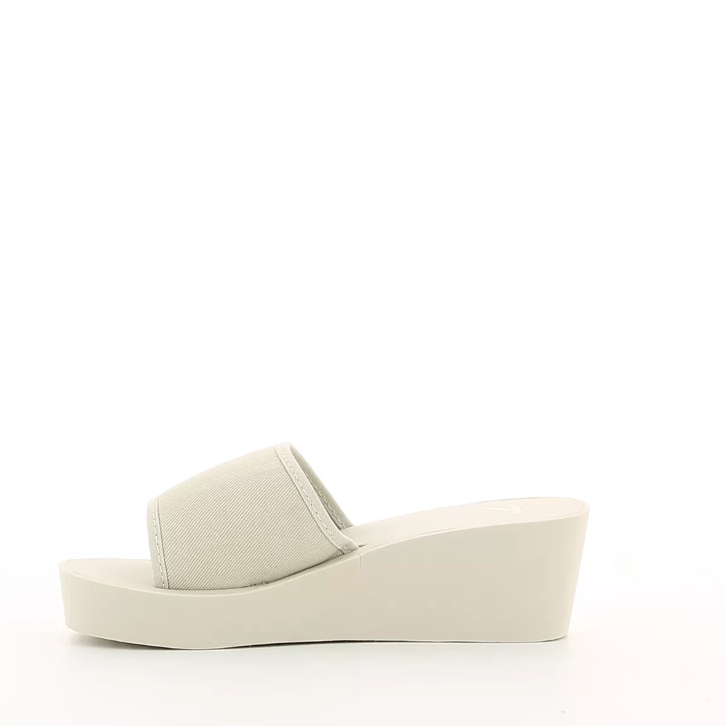 Image (4) de la chaussures Calvin Klein - Tongs et Plage Beige en Textile Image (4) de la chaussures Calvin Klein - Tongs et Plage Beige en Textile