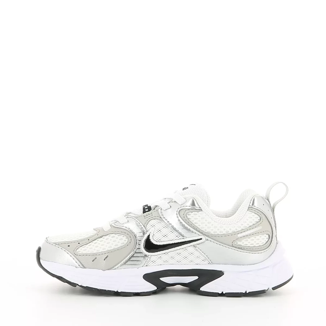 Image (4) de la chaussures Nike - Baskets Blanc en Multi-Matières