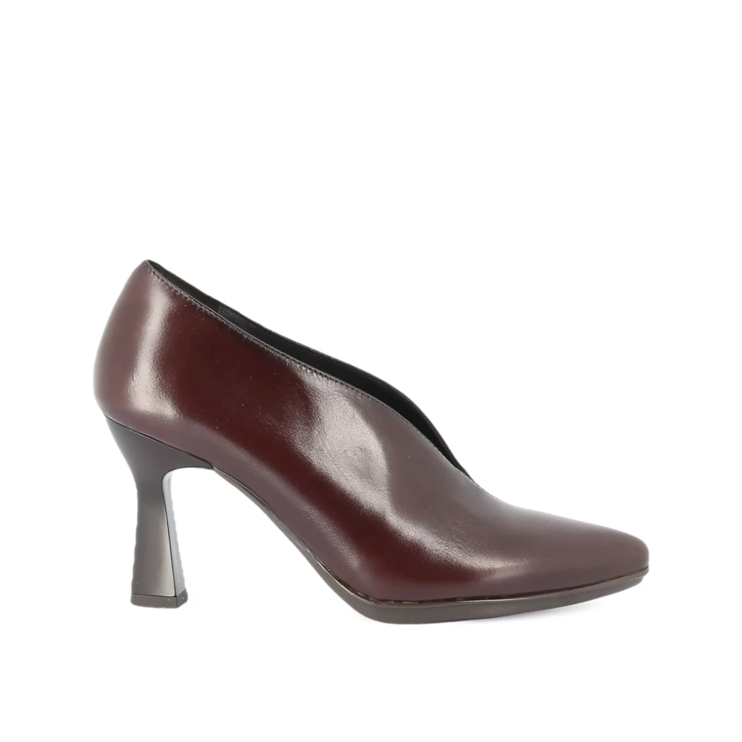 Image (2) de la chaussures Desiree - Escarpins Marron en Cuir