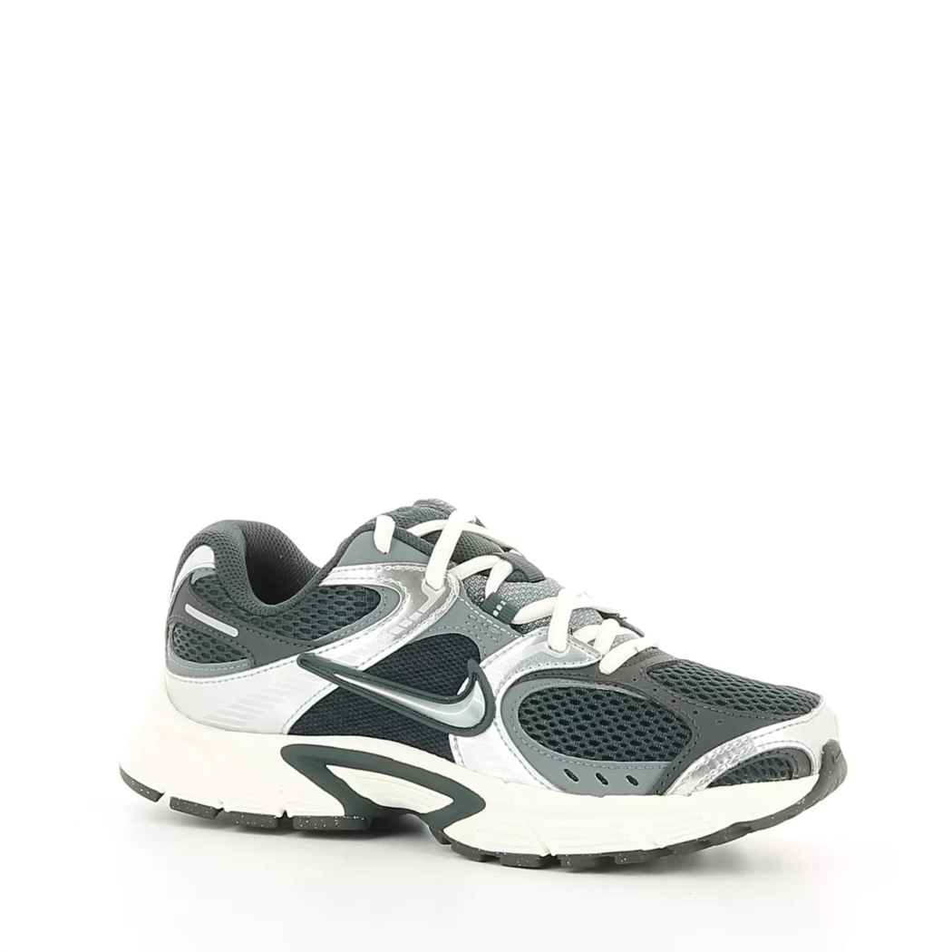 Image (1) de la chaussures Nike - Baskets Noir en Multi-Matières