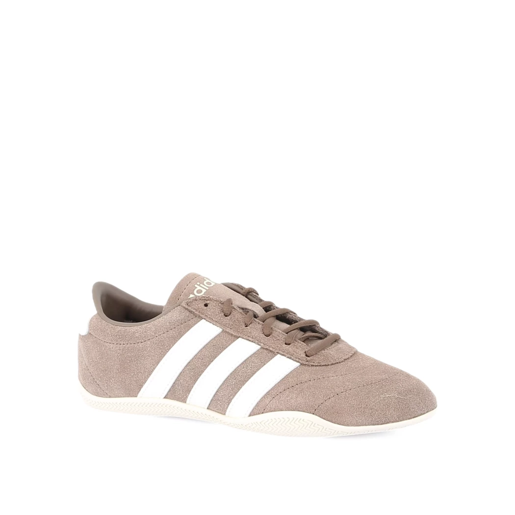 Image (1) de la chaussures Adidas - Baskets Marron en Cuir nubuck
