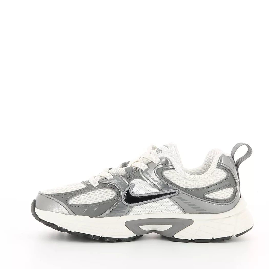 Image (4) de la chaussures Nike - Baskets Blanc en Multi-Matières