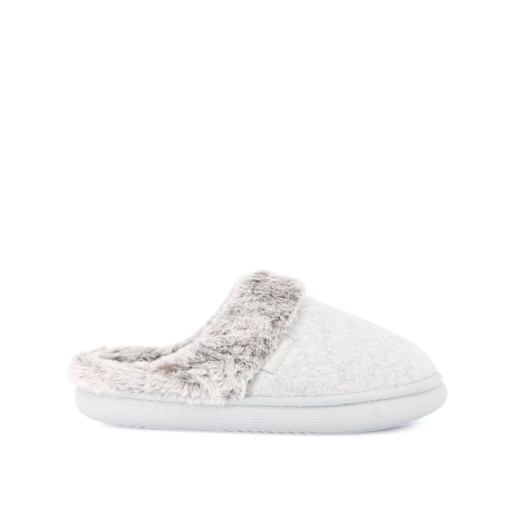 Image (2) de la chaussures Isotoner - Pantoufles et Chaussons Gris en Textile