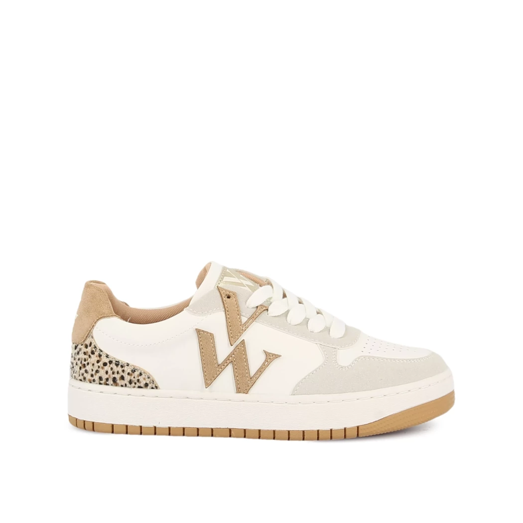 Image (2) de la chaussures Vanessa Wu - Baskets Blanc en Cuir synthétique