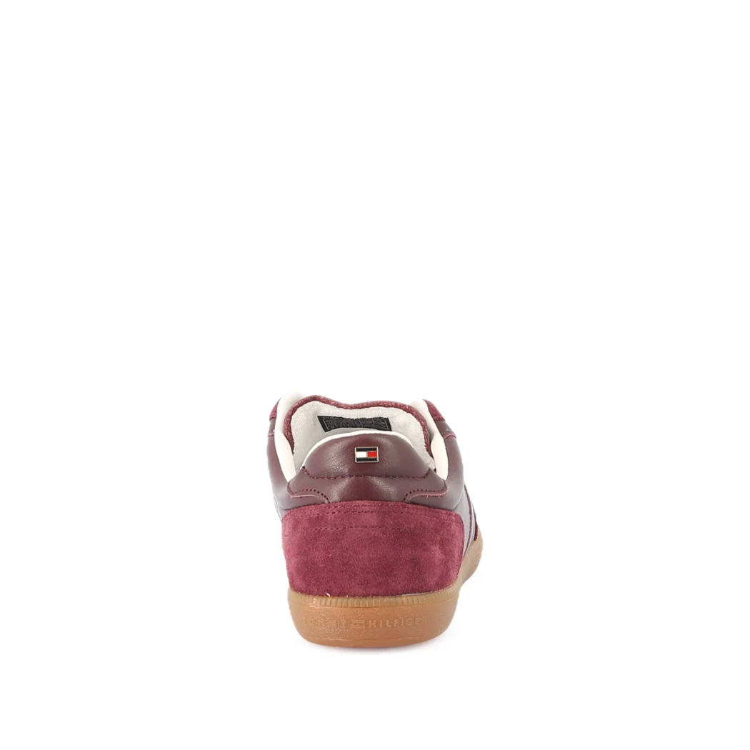Image (3) de la chaussures Tommy Hilfiger - Baskets Bordeaux en Cuir