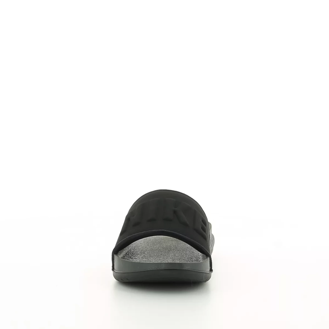 Image (5) de la chaussures Nike - Tongs et Plage Noir en Cuir synthétique