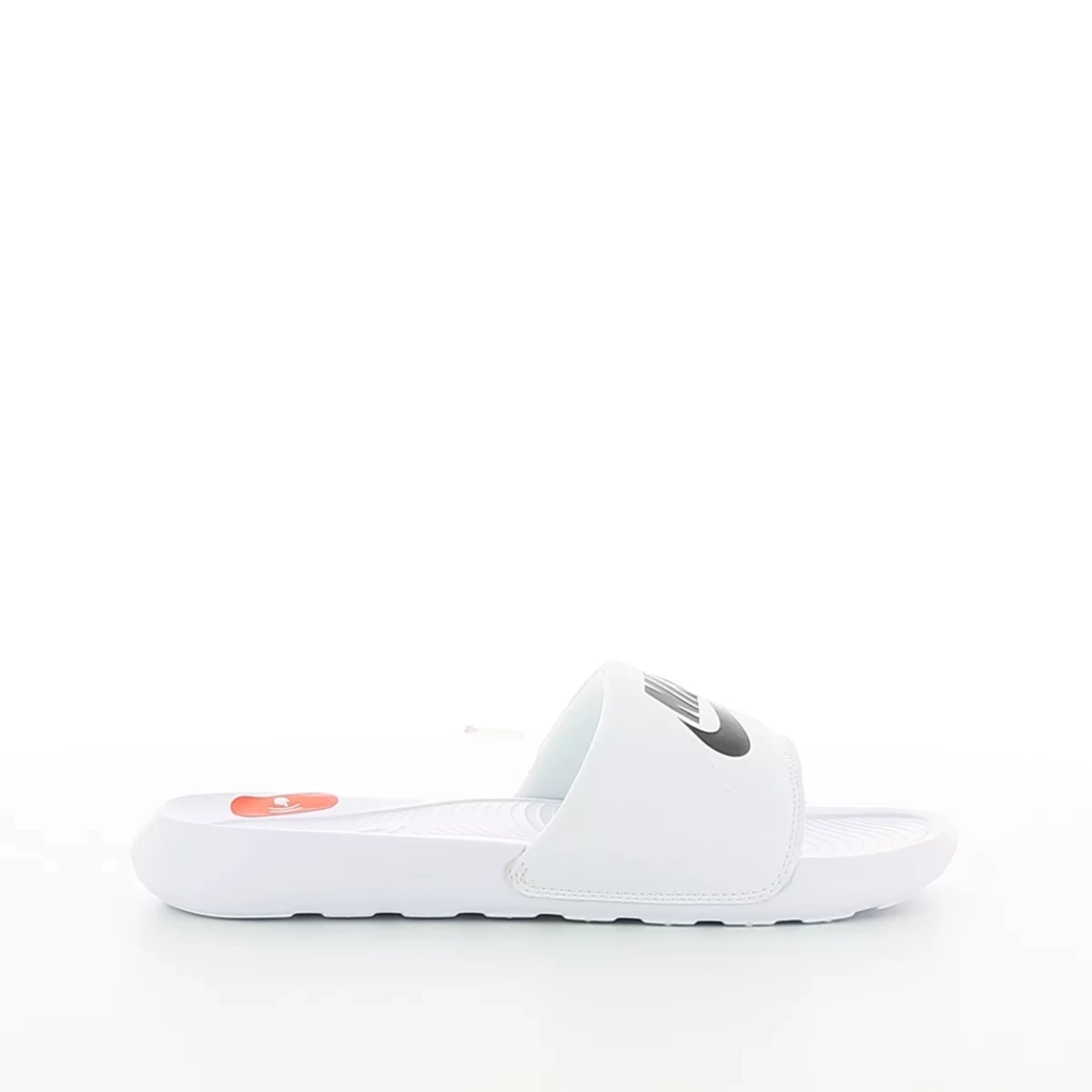 Image (2) de la chaussures Nike - Tongs et Plage Blanc en Caoutchouc