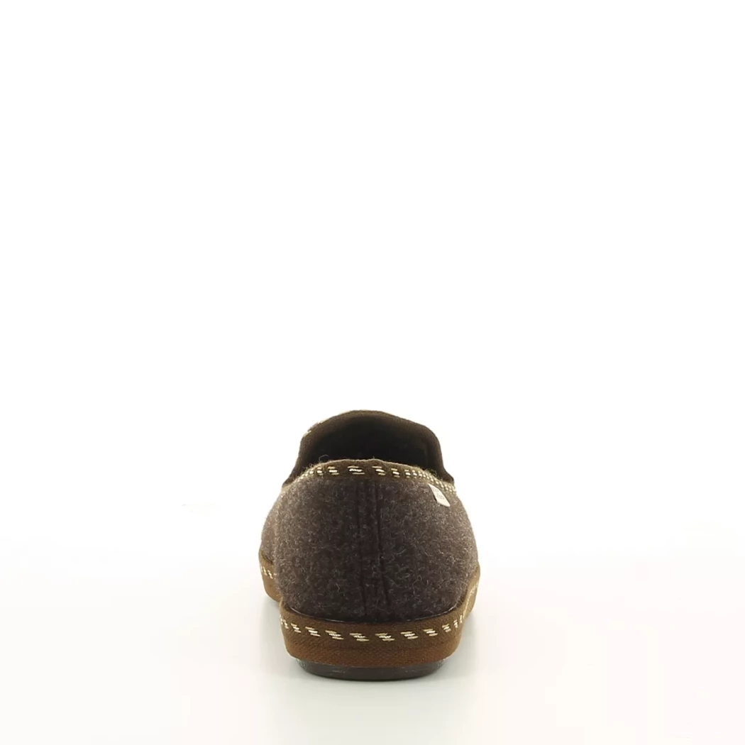 Image (3) de la chaussures La Maison de l'Espadrille - Pantoufles et Chaussons Marron en Textile