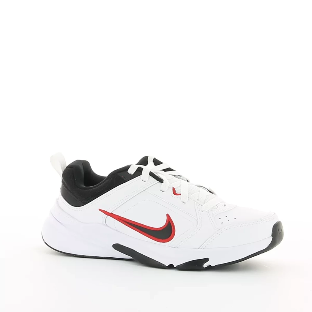 Image (1) de la chaussures Nike - Baskets Blanc en Cuir synthétique