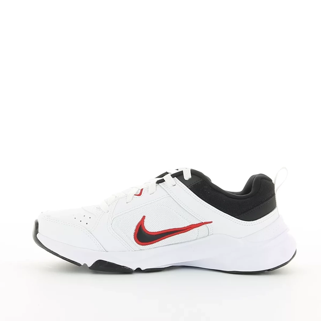 Image (4) de la chaussures Nike - Baskets Blanc en Cuir synthétique