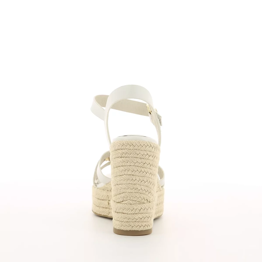Image (3) de la chaussures Tamaris - Sandales et Nu-Pieds Blanc en Cuir